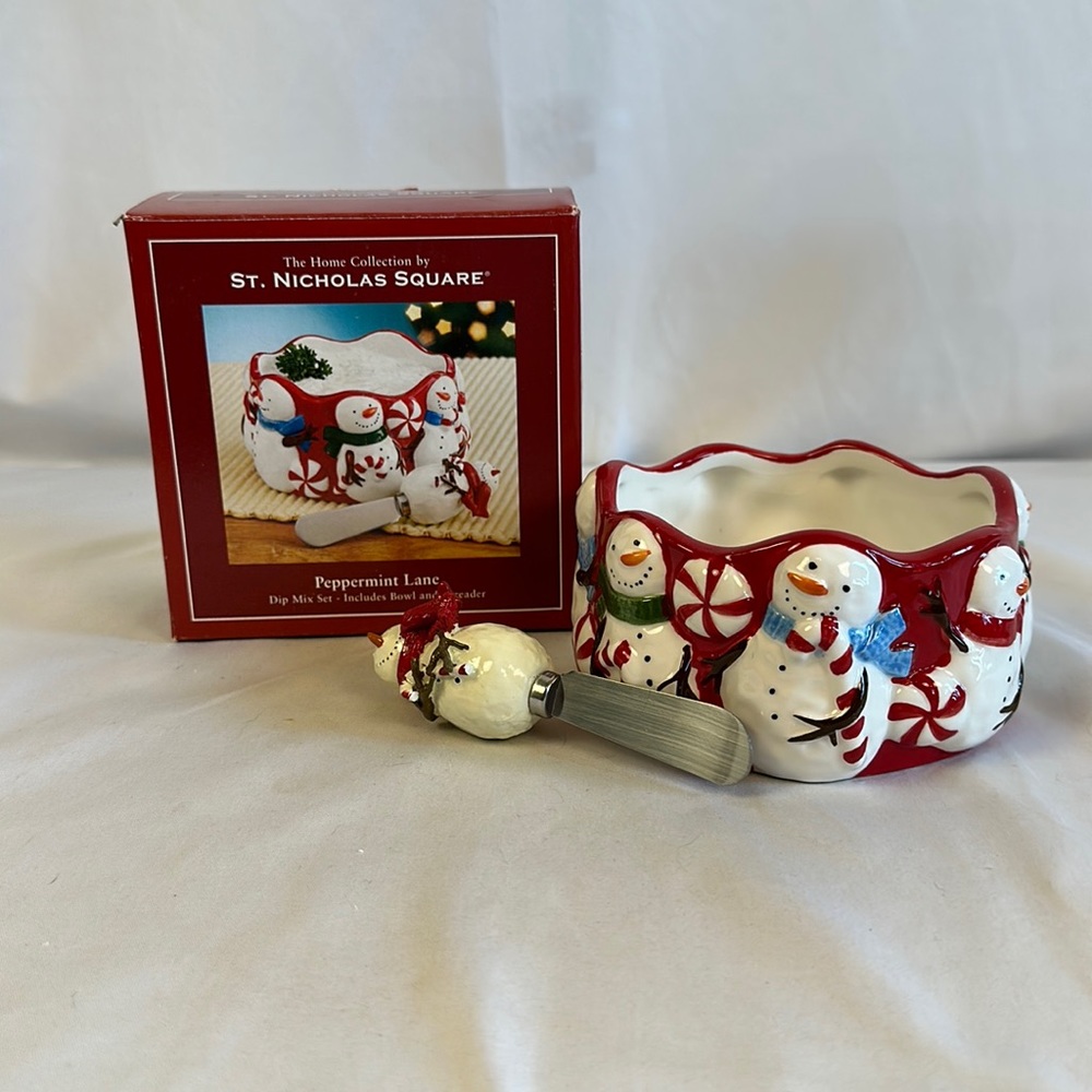 St. Nicholas Square Peppermint Lane Dip Mix Set Bowl and Spreader Christmas